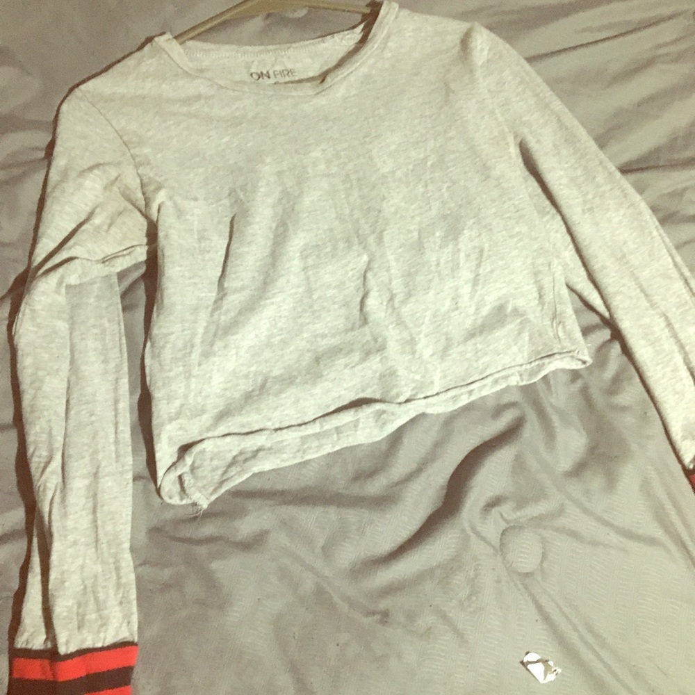 5 for 22 Grey long sleeve crop top
